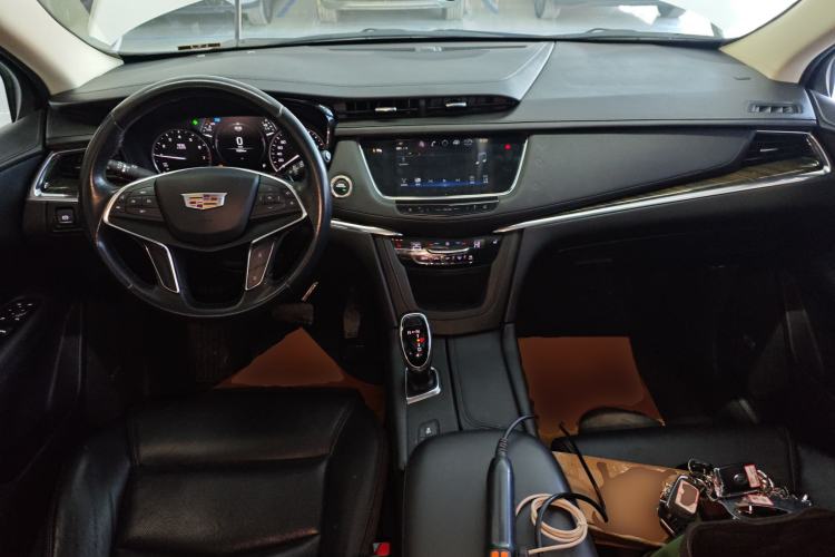 Used Cadillac XT5 2018 25T Luxury Model
