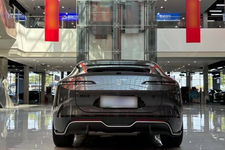 Used  12 2025 Ultra Extended-Range Edition
