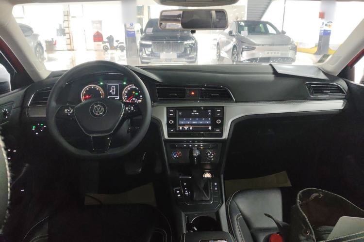 Used Volkswagen Lamando 2019 230TSI DSG Fashion Edition China V Standard