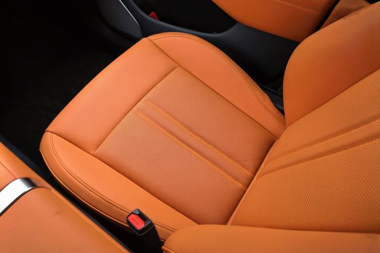 Used  YU7 2025 Ultra-Long Range High-Performance All-Wheel-Drive Max Edition
