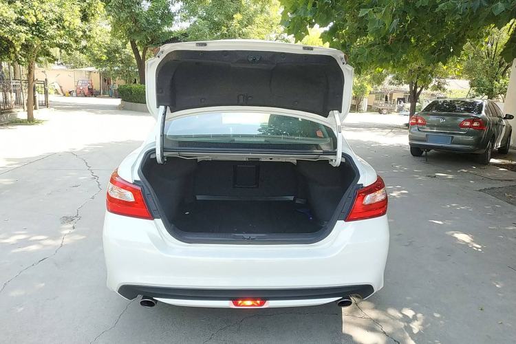 Used Nissan Teana 2016 Revised Version 2.0L XL Comfort Edition
