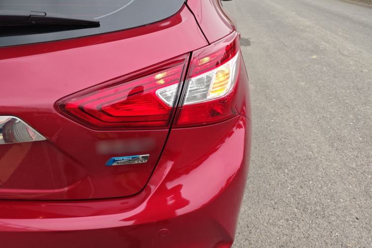 Used Nissan Tiida 2016 1.6L CVT Cool Dynamic Edition