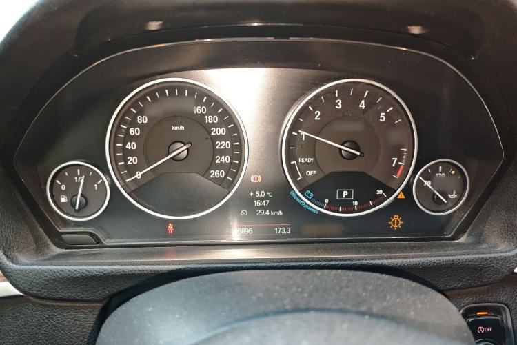 Used BMW 3 Series 2013 Facelifted 320Li Luxury Design Package