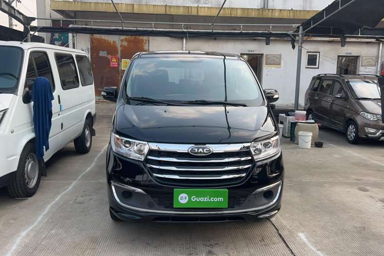 Used  M3 2022 PLUS IKEA Edition 1.8L Comfort Version
