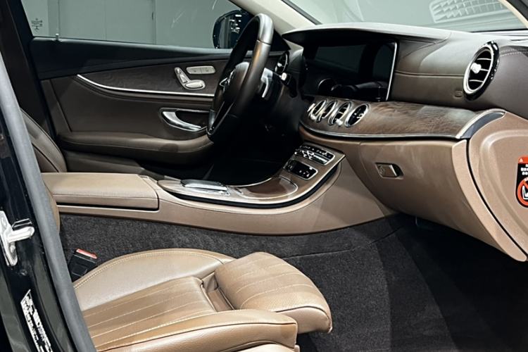 Used Mercedes-Benz E-Class 2021 E 260 L 4MATIC
