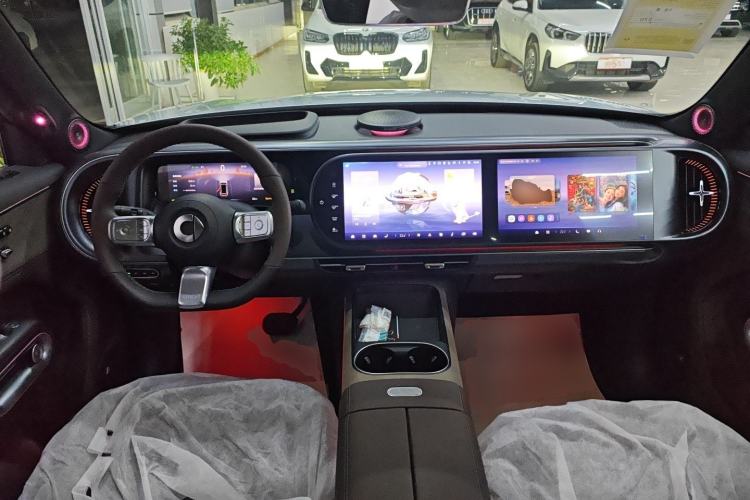 Used  #5 2024 Long-Range Journey Luxury Edition