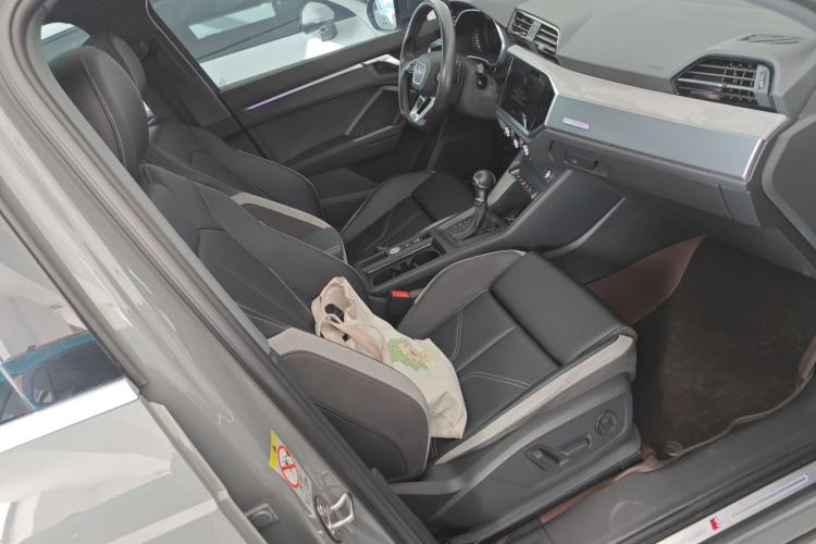 Used Audi Q3 2024 35 TFSI Fashion Dynamic Edition
