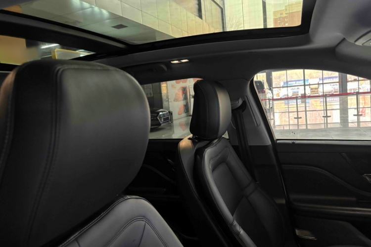 Used Lincoln Corsair 2020 2.0T Two-Wheel Drive Luxury Edition
