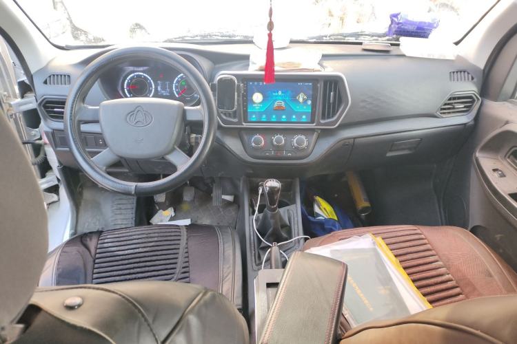 Used Chana Ruixing M60 2023 1.6L CNG Comfort-Grade 6-Seater Passenger Vehicle
