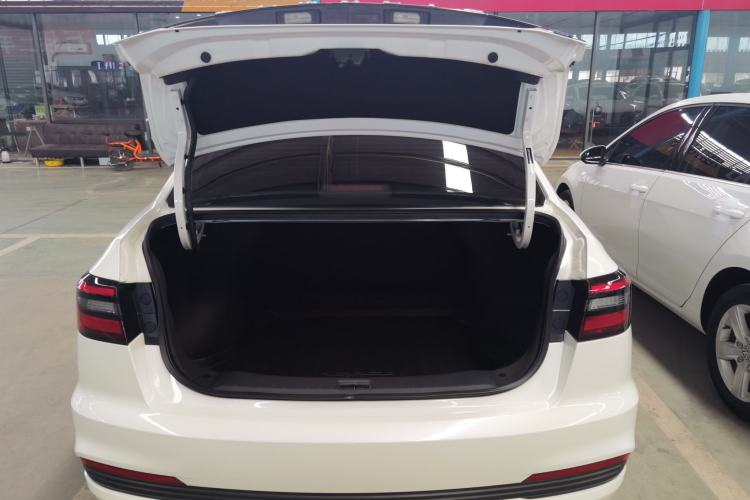 Used Venucia Venucia D60EV 2023 PLUS Comfort Edition SI Model
