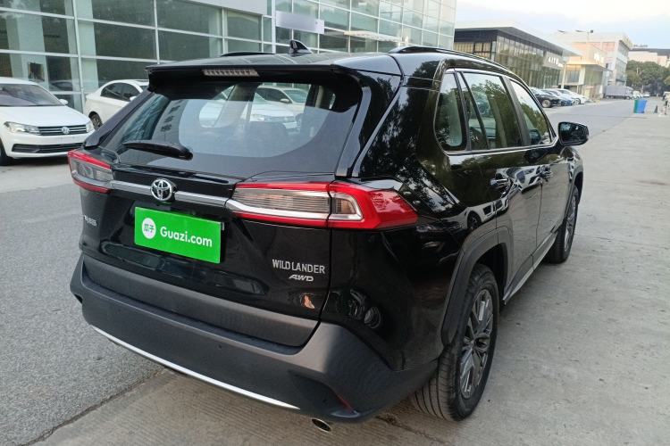 Used Toyota Wildlander 2023 2.0L CVT Four-Wheel Drive Luxury PLUS Edition
