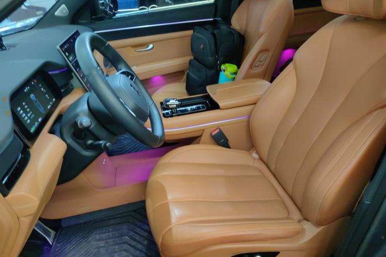 Used Hima AITO M7 2024 1.5T Intelligent Driving 4WD Ultra Version 6 Seats
