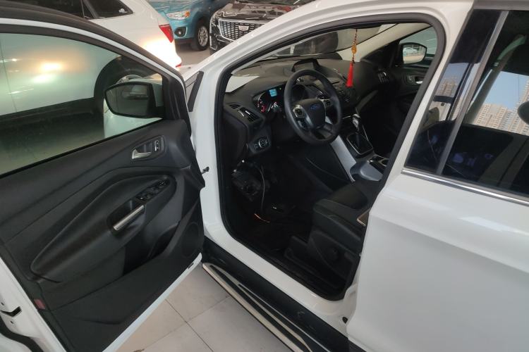 Used Ford Kuga 2015 1.5L GTDi Two-Wheel Drive Fashion Edition
