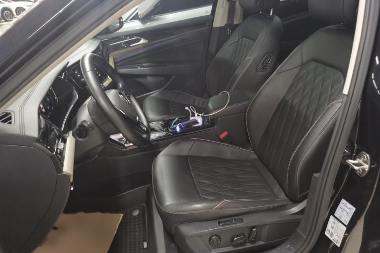 Used Volkswagen Passat 2019 380TSI Luxury Edition China VI Standard
