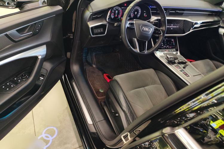 Used Audi A6L 2019 40 TFSI Luxury Dynamic Model
