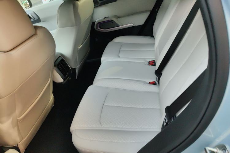 Used  Titanium 3 2025 501KM All-Wheel Drive Intelligent Driving Ultra Version
