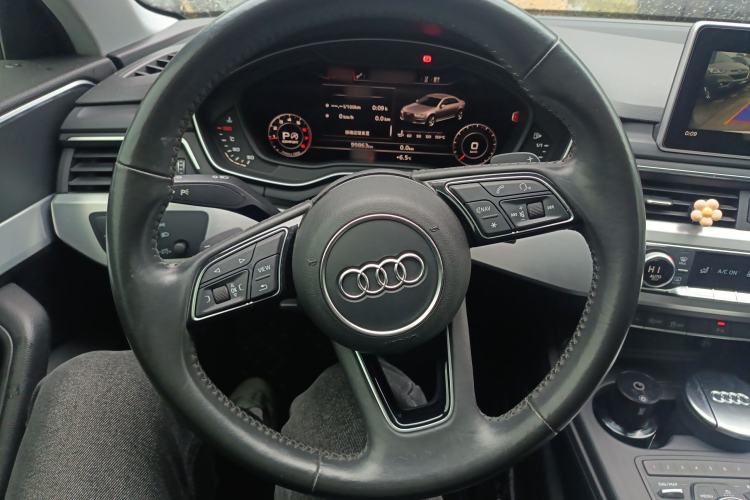 Used Audi A4L 2018 30th Anniversary Edition 40 TFSI Fashion Model