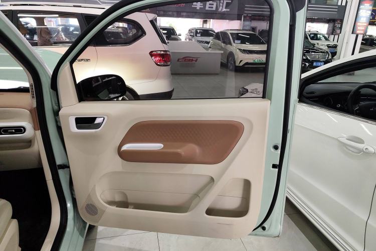 Used Wuling Hongguang MINIEV 2024 3rd Generation 215km Advanced Version
