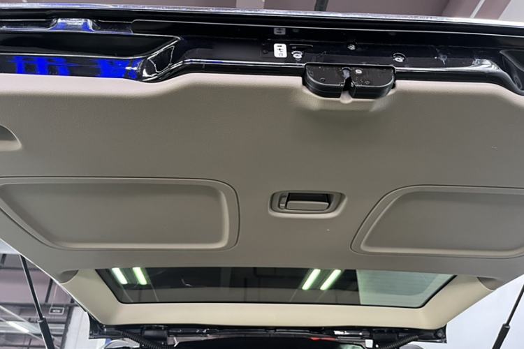 Used Mercedes-Benz Viano 2015 3.0L Partner Edition
