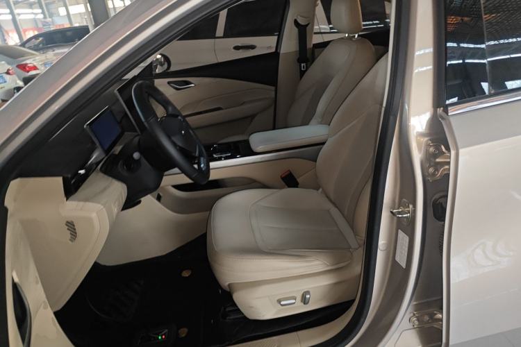 Used Wuling Xingguang 2024 Co-Creation Edition 510 Advanced Model
