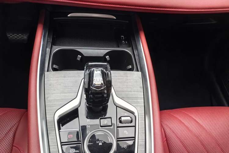 Used Chery Tiggo 7 PLUS 2023 1.6 TGDI DCT Luxury Model
