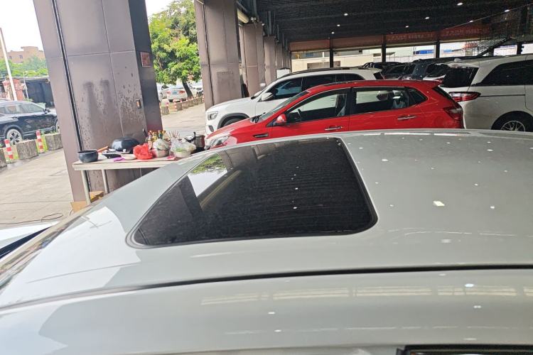 Used Toyota Avalon 2019 2.0L Luxury Edition China VI Standard
