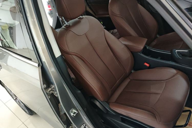 Used Buick GL6 2018 18T 6-Seater Prestige Model