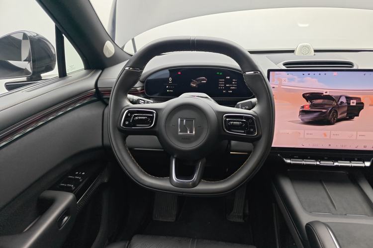 Used Zeekr 7X 2025 100 kWh Long-Range Rear-Wheel Drive with Intelligent Driving Features
