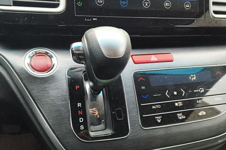 Used Honda Elysion 2016 2.4L Luxury Edition