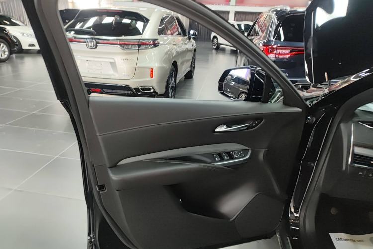 Used Cadillac XT4 2021 28T Two-Wheel Drive Leading Version