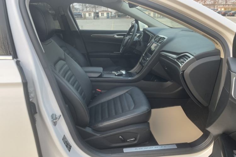 Used Ford Mondeo 2017 Facelifted EcoBoost 200 Luxury Version
