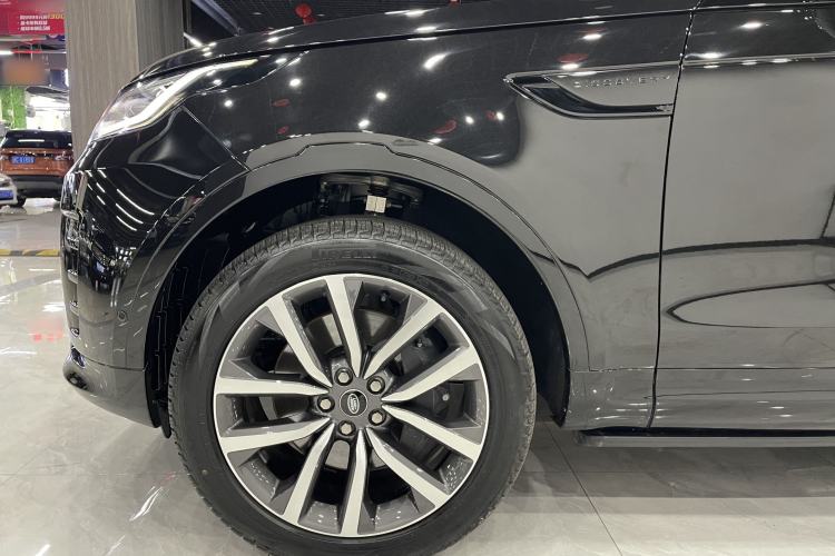 Used Land Rover Discovery 2024 360 PS Dynamic SE
