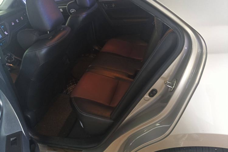 Used Toyota Corolla 2018 Dual-Engine 1.8L E-CVT Smart Edition