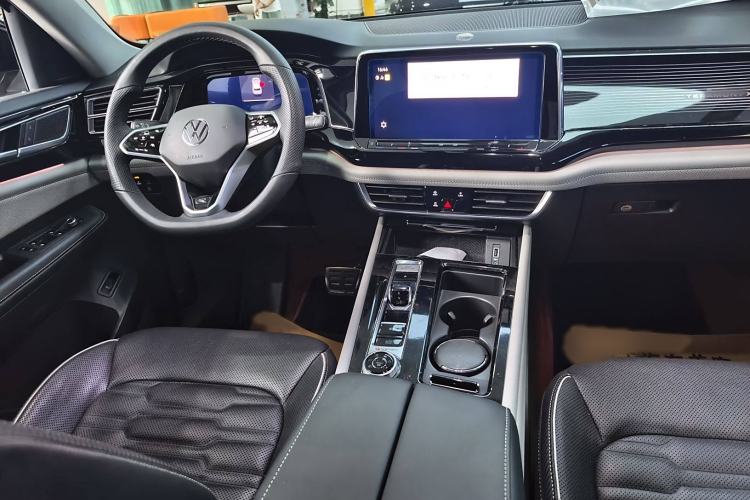 Used Volkswagen Teramont X 2022 530 V6 Four-Wheel Drive Prestige Luxury Edition