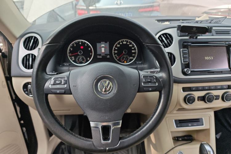 Used Volkswagen Tiguan 2013 2.0 TSI Automatic All-Wheel-Drive Flagship Edition