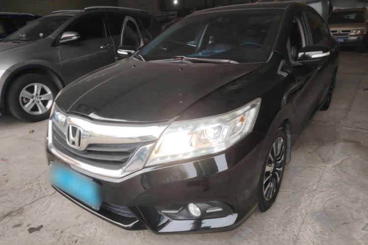 Used Honda Crider 2015 1.8L automatic luxury edition