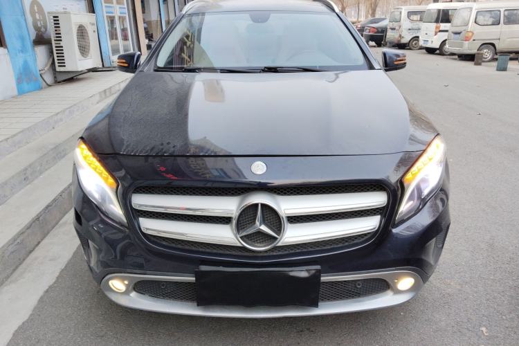Used Mercedes-Benz GLA 2015 GLA 200 Fashion Model