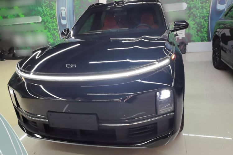 Used Li Auto L8 2023 Pro Model
