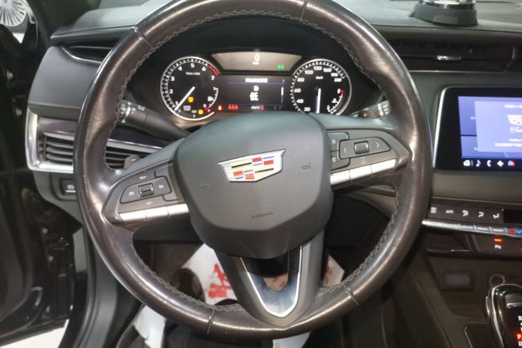 Used Cadillac XT4 2021 28T Two-Wheel Drive Tech Edition