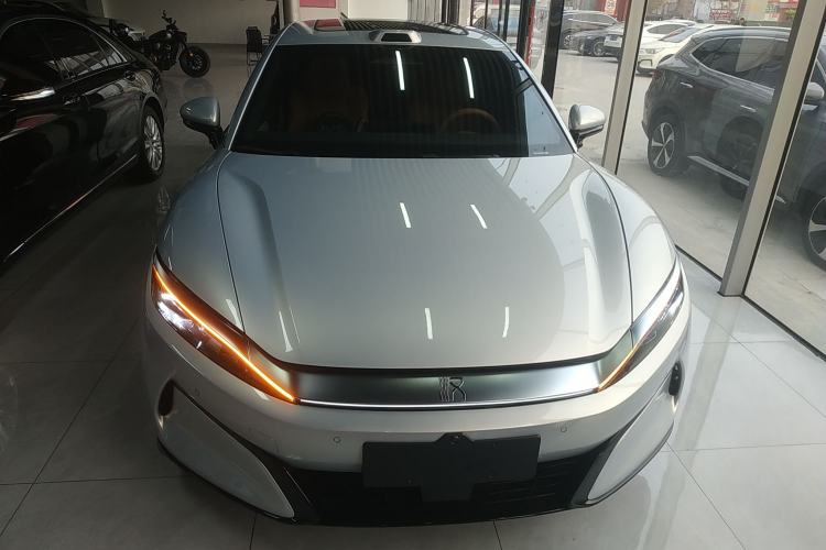 Used BYD Han L 2025 DM-i 200KM LiDAR Luxury Model
