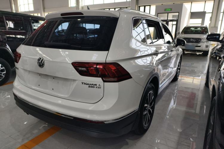 Used Volkswagen Tiguan L 2018 280TSI Automatic Two-Wheel Drive Comfort Edition
