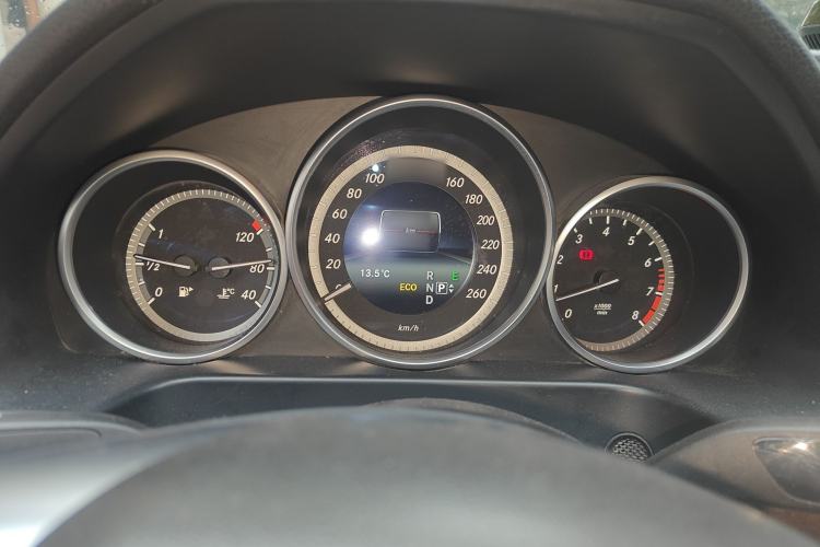 Used Mercedes-Benz E-Class 2015 Facelift E 200 L
