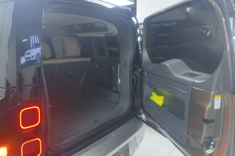 Used Land Rover Defender 2020 110 P400 HSE