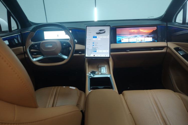 Used  L7 2025 EM-i 115km Exploration+ Edition