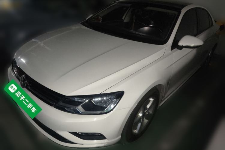 Used Volkswagen Lamando 2017 230TSI DSG Fashion Edition
