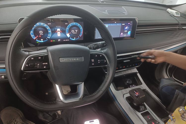Used Jetour X70 PLUS 2023 1.5T DCT Brave PLUS 5-Seater
