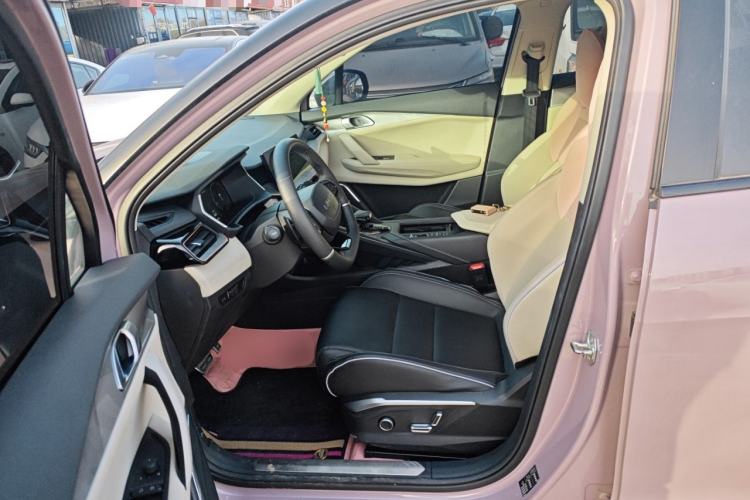 Used Lynk & Co 06 2021 1.5T Shero Pink Special Edition
