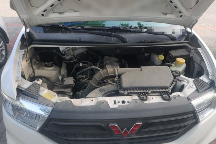 Used Wuling Hongguang V 2022 1.5L Jingqu Edition Electric-Assist LAR
