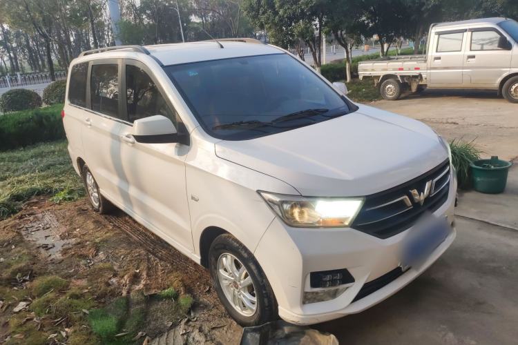 Used Wuling Hongguang 2019 1.5L S Comfort Edition China VI LAR
