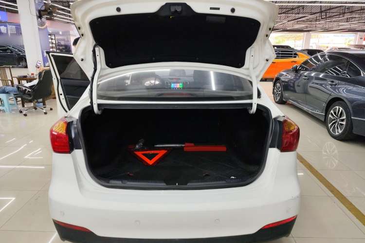 Used Kia K3 2015 1.6L Manual GL